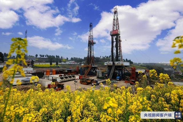 首次突破2亿吨!中国石油油气开发实现历史性突(图4) 首次突破2亿吨!中国石油油气开发实现历史性突(图4)